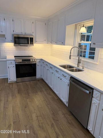 1106 Peachtree Place NW, Wilson, NC 27896