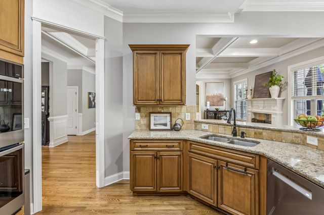 1039 Alice Springs Cir, Spring Hill, TN 37174