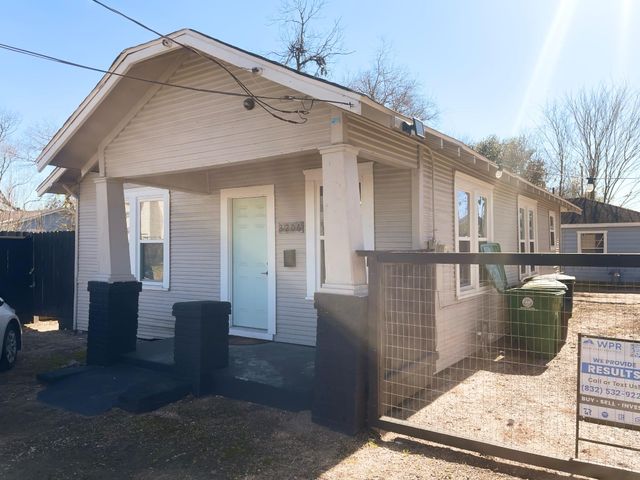 3206 Kentucky Street, Houston, TX 77026
