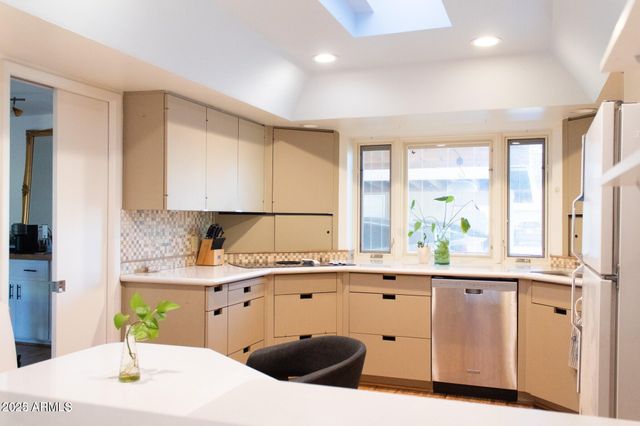 2107 S Ventura Drive, Tempe, AZ 85282