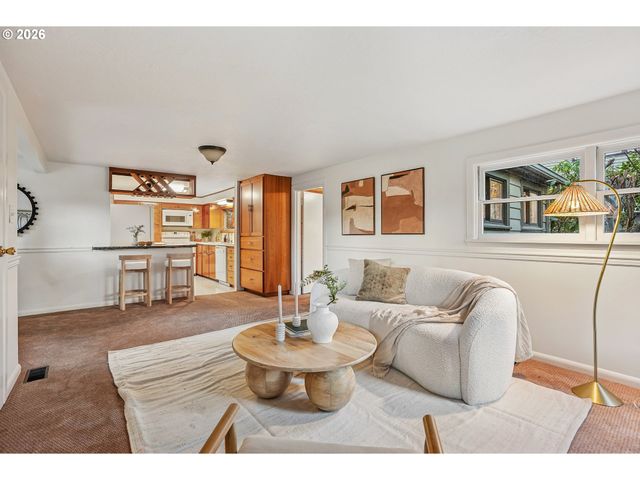 11745 Se WOOD Ave, Milwaukie, OR 97222