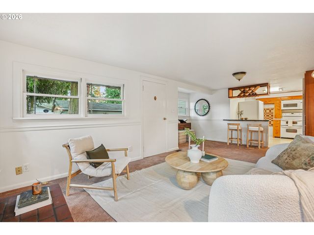 11745 Se WOOD Ave, Milwaukie, OR 97222