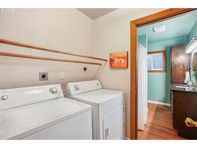 11745 Se WOOD Ave, Milwaukie, OR 97222