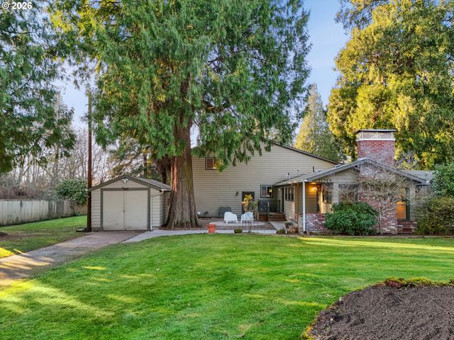 11745 Se WOOD Ave, Milwaukie, OR 97222