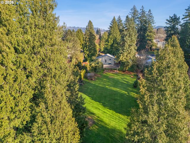 11745 Se WOOD Ave, Milwaukie, OR 97222