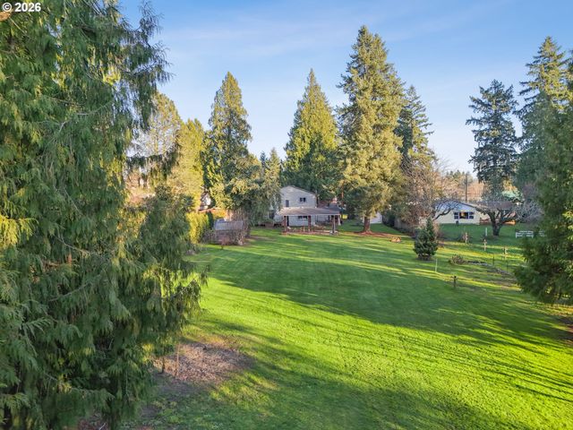 11745 Se WOOD Ave, Milwaukie, OR 97222