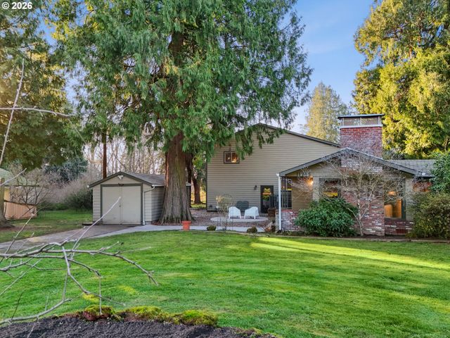 11745 Se WOOD Ave, Milwaukie, OR 97222