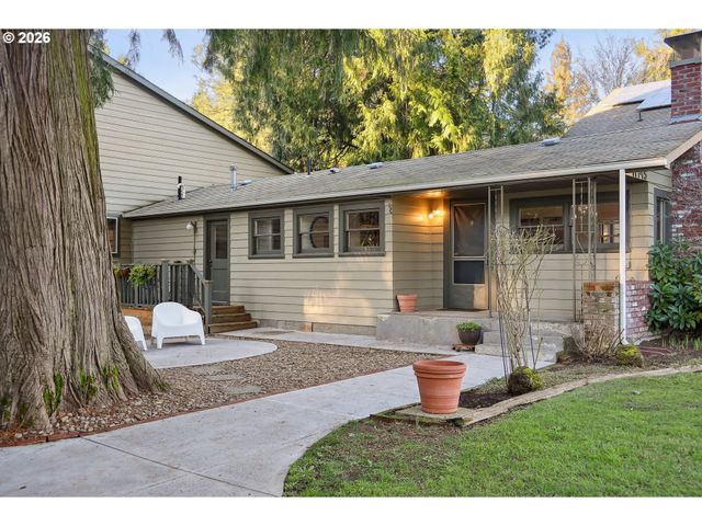 11745 Se WOOD Ave, Milwaukie, OR 97222