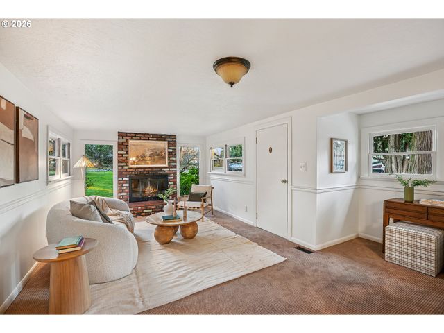 11745 Se WOOD Ave, Milwaukie, OR 97222