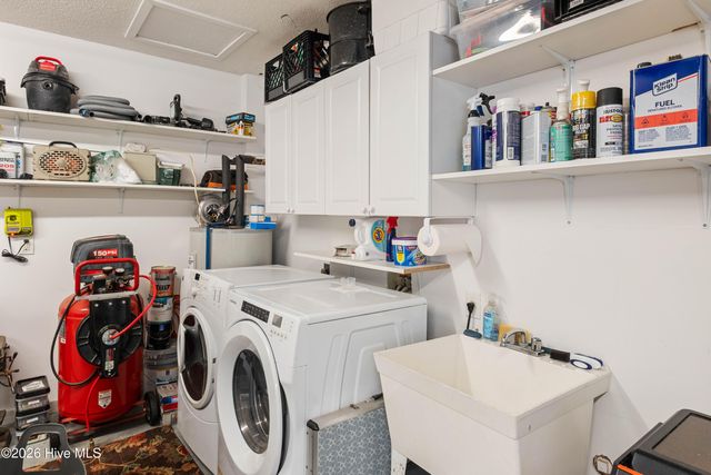 211 Inland Greens Circle, Wilmington, NC 28405