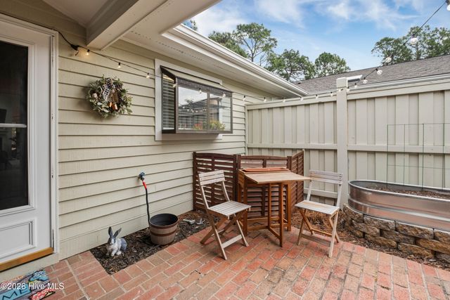 211 Inland Greens Circle, Wilmington, NC 28405