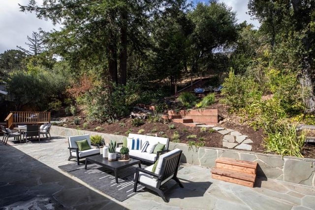 220 Canyon Drive, Portola Valley, CA 94028