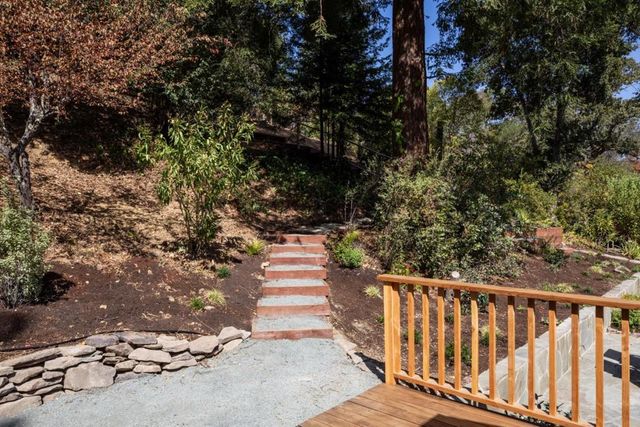 220 Canyon Drive, Portola Valley, CA 94028