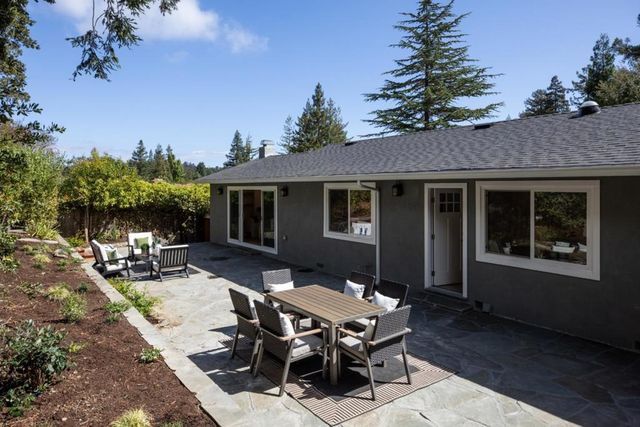 220 Canyon Drive, Portola Valley, CA 94028