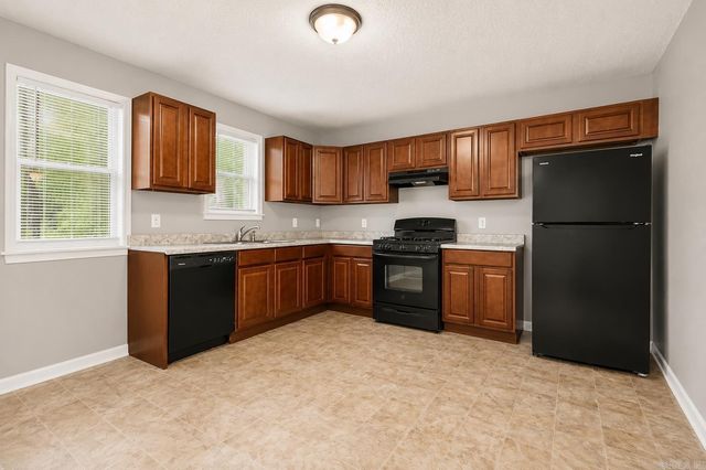 6521 Grayson Drive, Benton, AR 72019