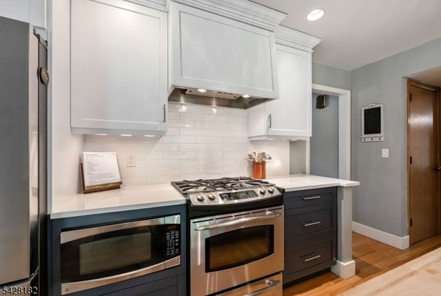 5 East St, Wanaque Boro, NJ 07465