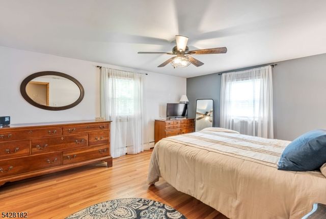 5 East St, Wanaque Boro, NJ 07465