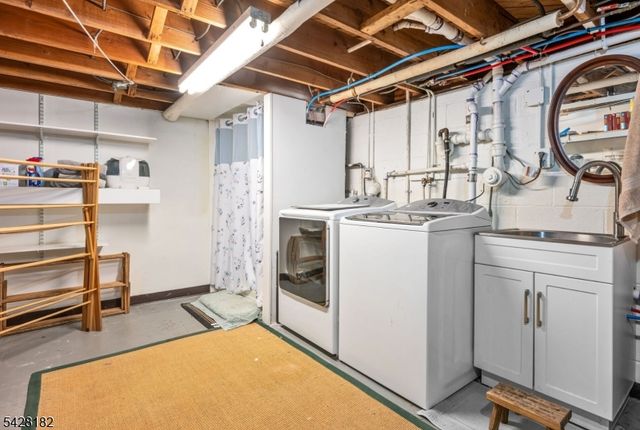 5 East St, Wanaque Boro, NJ 07465