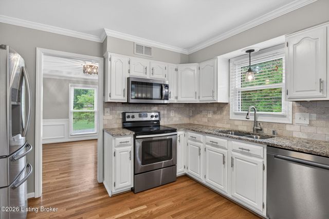 4407 Mosaic Ct, Louisville, KY 40299