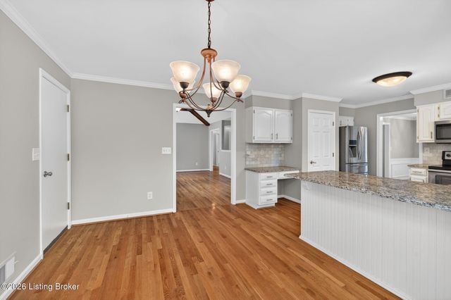 4407 Mosaic Ct, Louisville, KY 40299