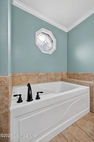 4407 Mosaic Ct, Louisville, KY 40299