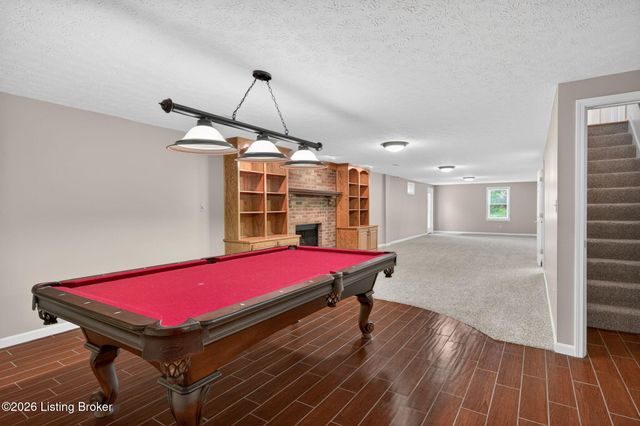 4407 Mosaic Ct, Louisville, KY 40299