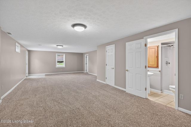 4407 Mosaic Ct, Louisville, KY 40299