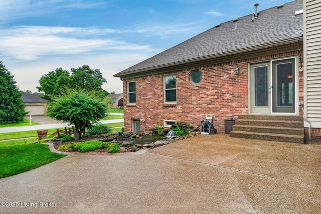 4407 Mosaic Ct, Louisville, KY 40299