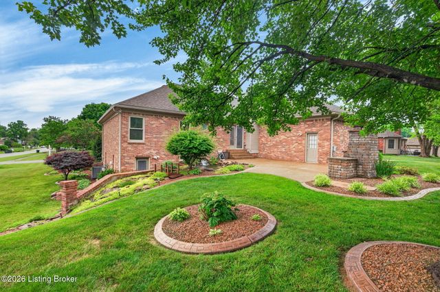 4407 Mosaic Ct, Louisville, KY 40299
