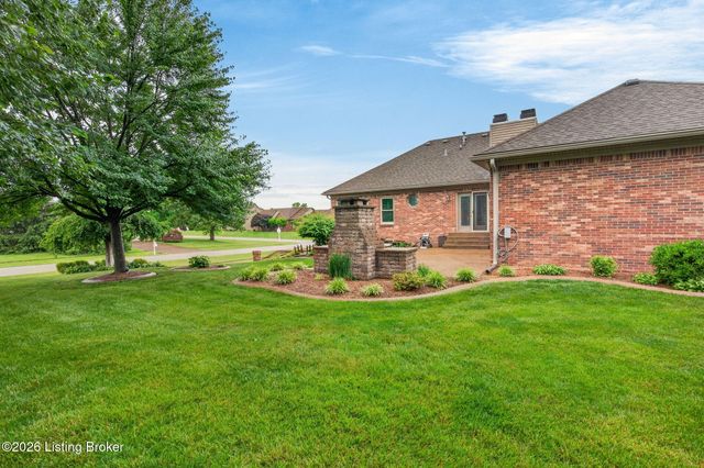 4407 Mosaic Ct, Louisville, KY 40299