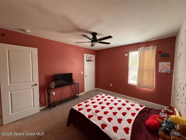 2024 HEMINGWAY CIRCLE, Groveland, FL 34736