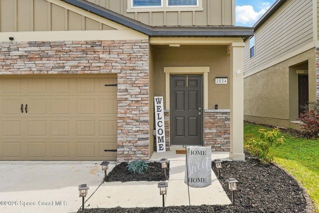2024 HEMINGWAY CIRCLE, Groveland, FL 34736