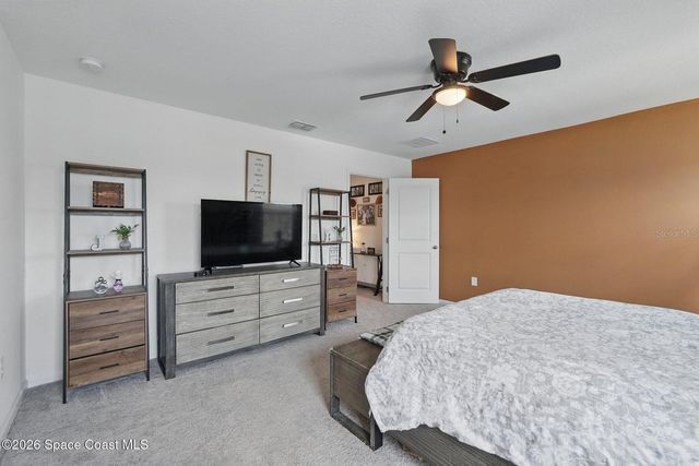 2024 HEMINGWAY CIRCLE, Groveland, FL 34736