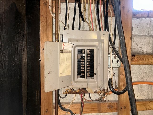 1300 Townline Road, Mayport, PA 16240