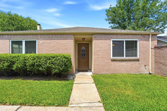 7502 Addicks Clodine Road, Houston, TX 77083