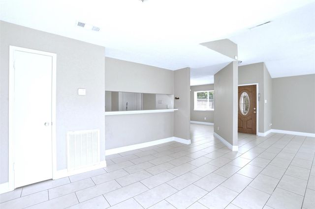 7502 Addicks Clodine Road, Houston, TX 77083