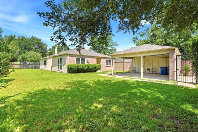 7502 Addicks Clodine Road, Houston, TX 77083