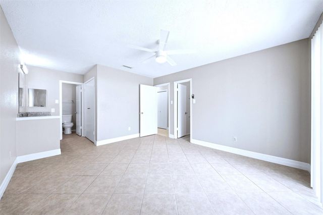7502 Addicks Clodine Road, Houston, TX 77083