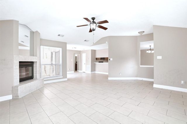 7502 Addicks Clodine Road, Houston, TX 77083