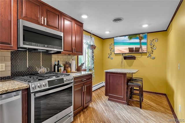 145 Cresthaven Drive, Amherst, NY 14225