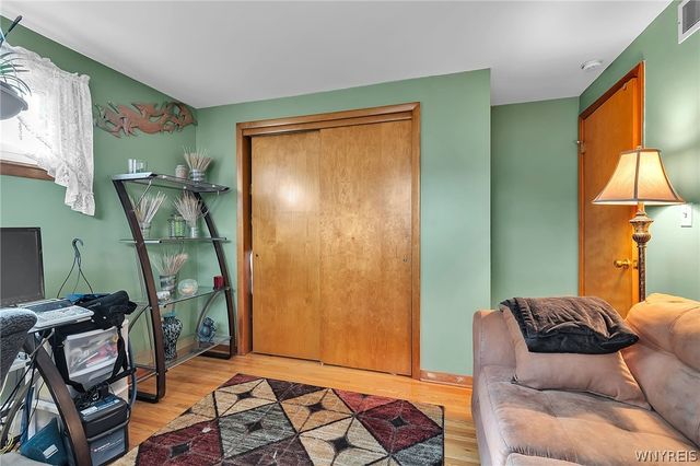 145 Cresthaven Drive, Amherst, NY 14225