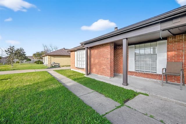 9111 Benthos Drive, Houston, TX 77083