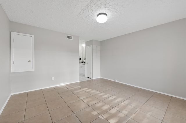 9111 Benthos Drive, Houston, TX 77083