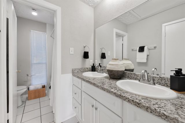 9111 Benthos Drive, Houston, TX 77083