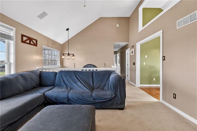 714 S Sunset Lane, Raymore, MO 64083