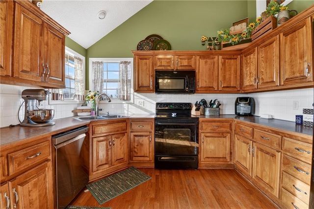 714 S Sunset Lane, Raymore, MO 64083