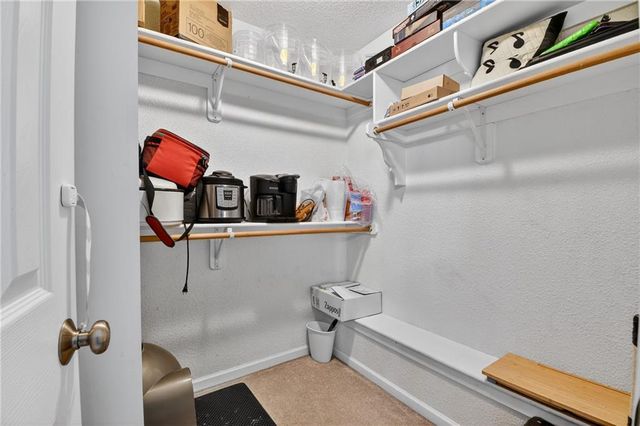 714 S Sunset Lane, Raymore, MO 64083