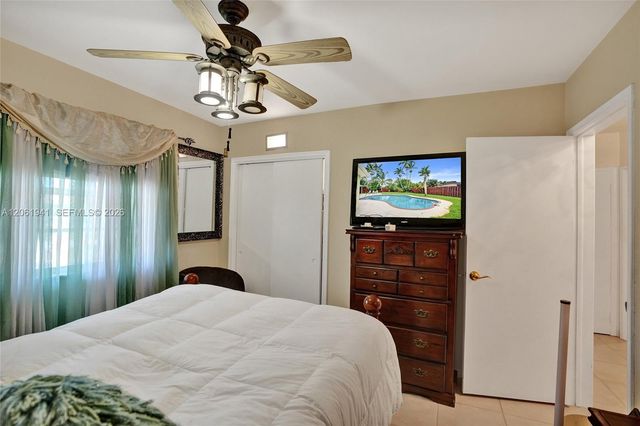 5306 Roosevelt Street, Hollywood, FL 33021