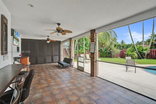 5306 Roosevelt Street, Hollywood, FL 33021
