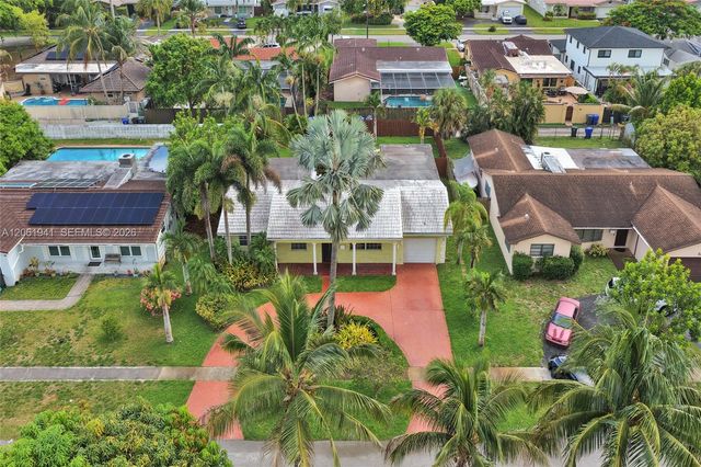 5306 Roosevelt Street, Hollywood, FL 33021